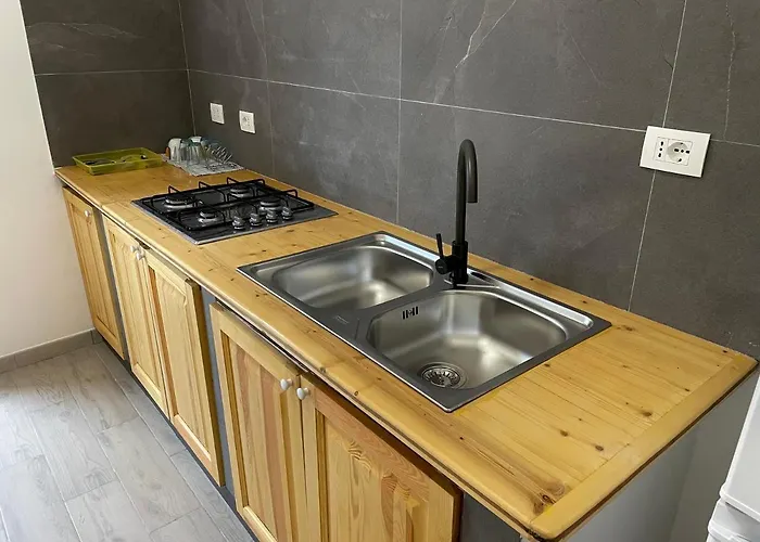 Bilocale Nel Centro Storico - Prossimo Al Mare דירה פקינו