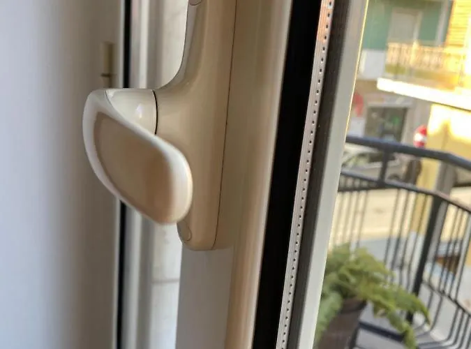 Bilocale Nel Centro Storico - Prossimo Al Mare דירה